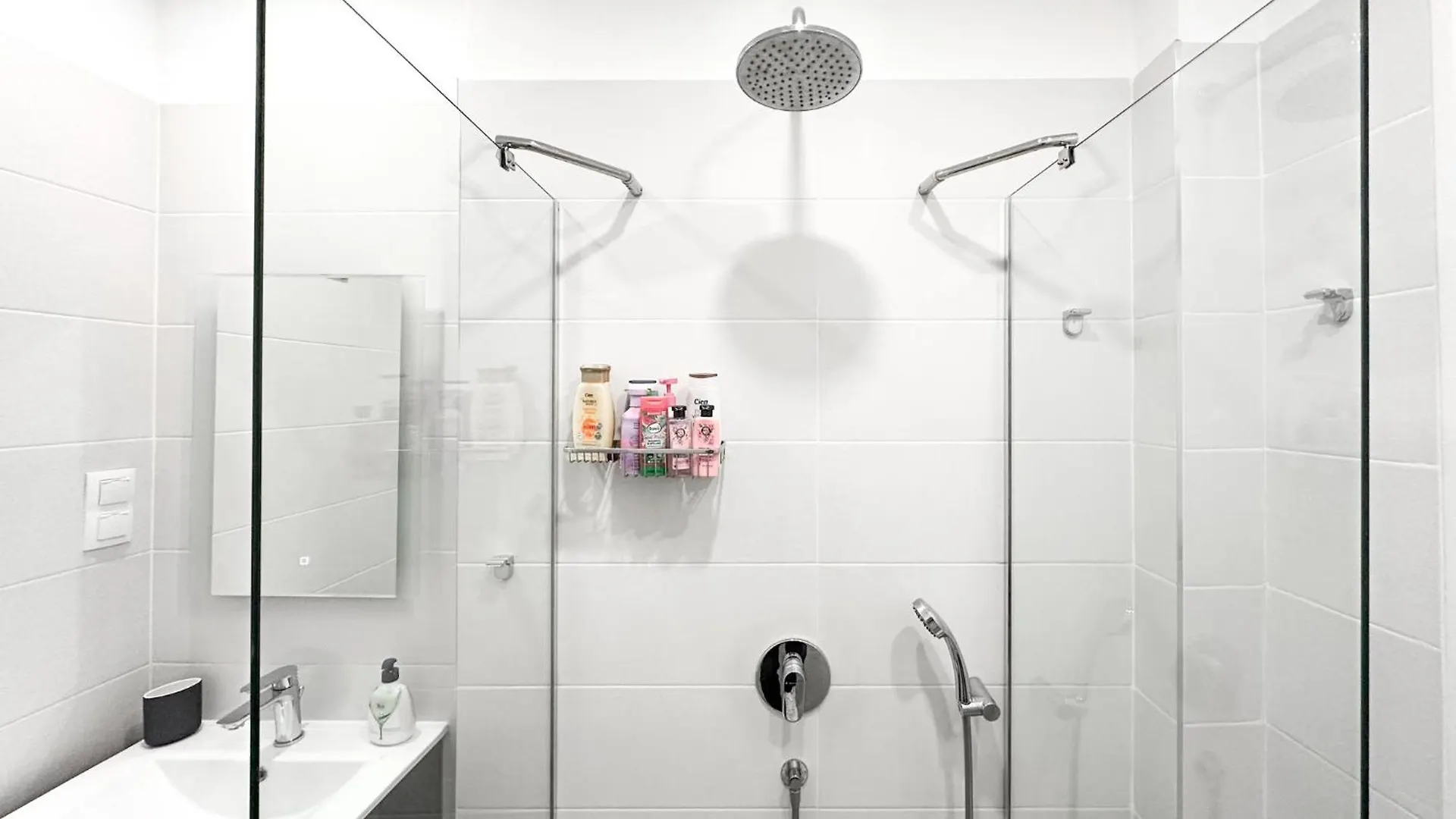 Apartment Prime Spot - 2Br -15Bth - Next To Nevsky Church Sofia