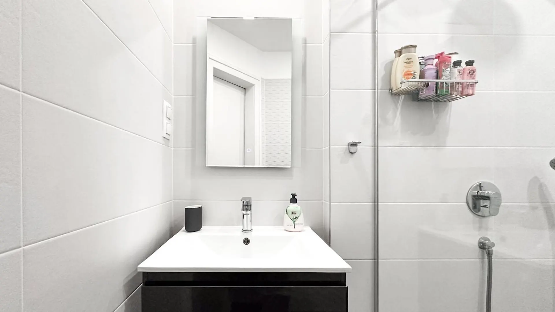 Apartament Prime Spot - 2Br -15Bth - Next To Nevsky Church Sofia Bulgaria